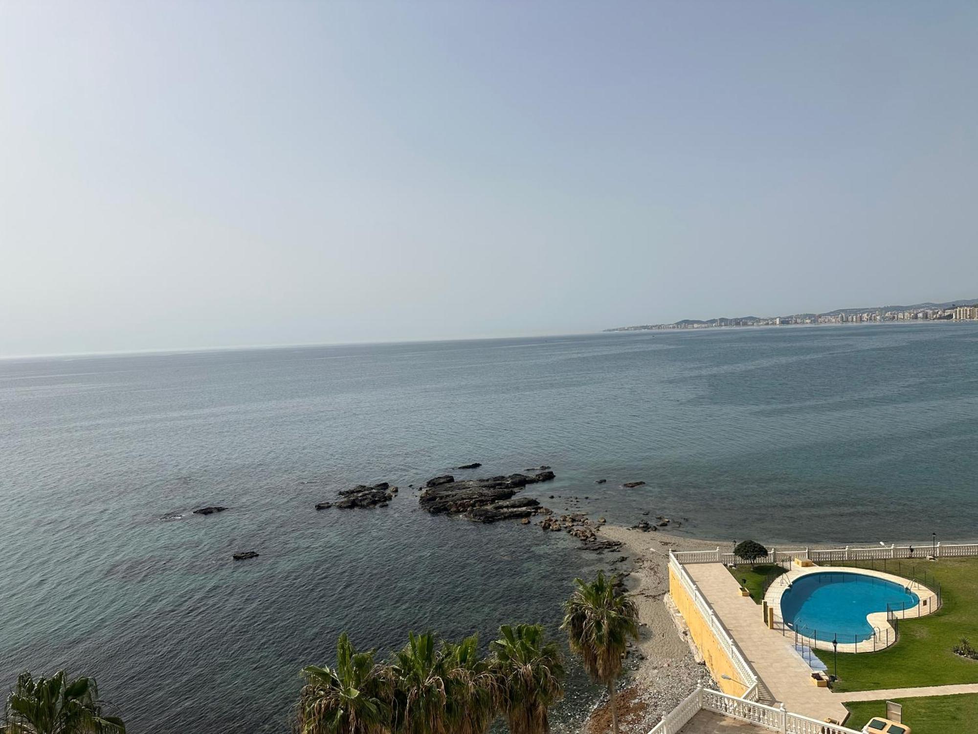 La Perla Beach Benalmadena Exterior photo